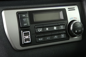 【ハイエース】67 ROKU NANA 急速充電 Power USB Socket(Type-C)