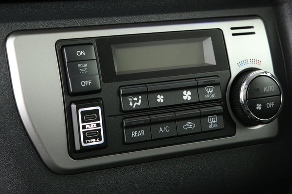 【ハイエース】67 ROKU NANA 急速充電 Power USB Socket(Type-C)