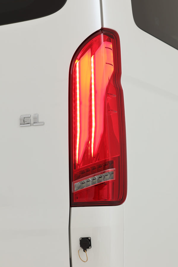 【ハイエース】ラムダ LEDテールランプ