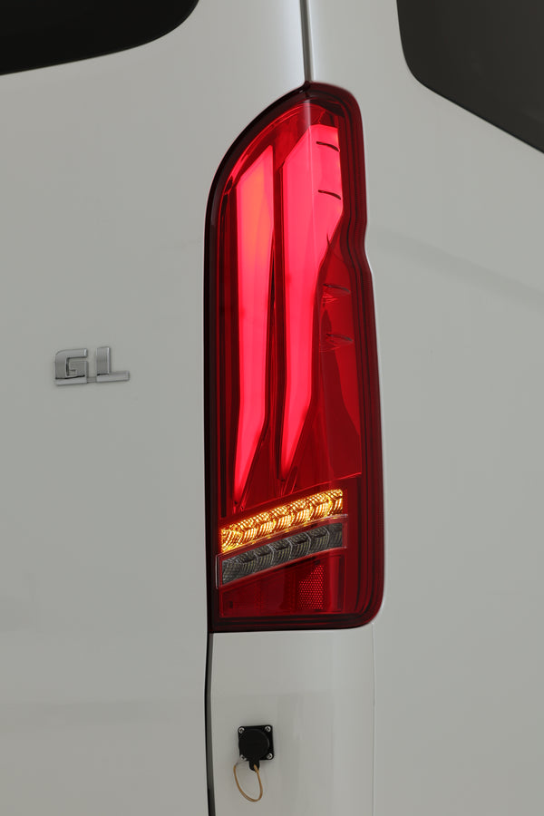 【ハイエース】ラムダ LEDテールランプ