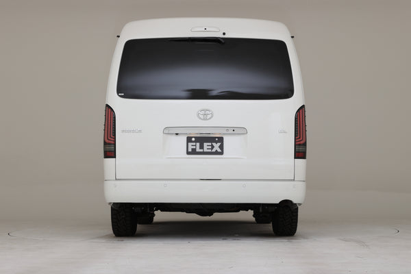 【ハイエース】ULTIMATE TYPE2 LEDテールランプ RED