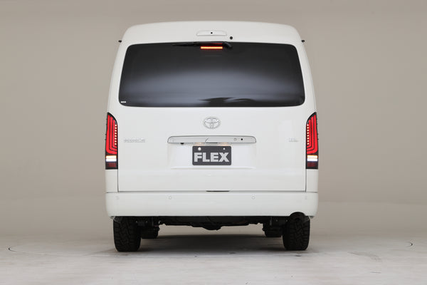 【ハイエース】ULTIMATE TYPE2 LEDテールランプ BLACK