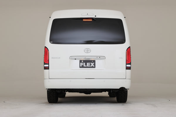 【ハイエース】ULTIMATE TYPE2 LEDテールランプ BLACK