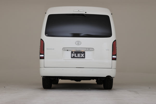 【ハイエース】ULTIMATE TYPE2 LEDテールランプ RED