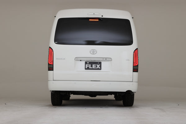 【ハイエース】ULTIMATE TYPE2 LEDテールランプ RED