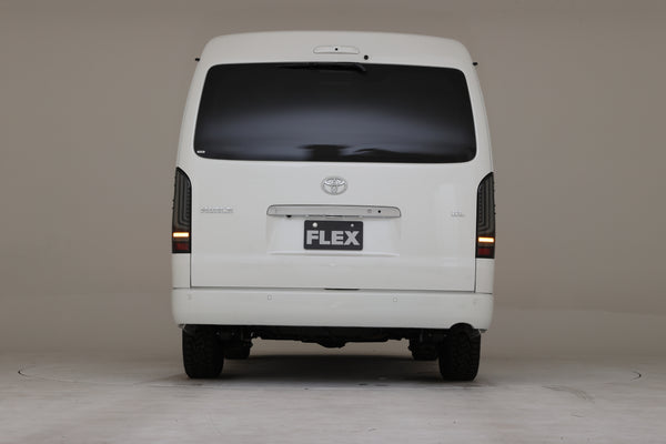 【ハイエース】ULTIMATE TYPE2 LEDテールランプ RED