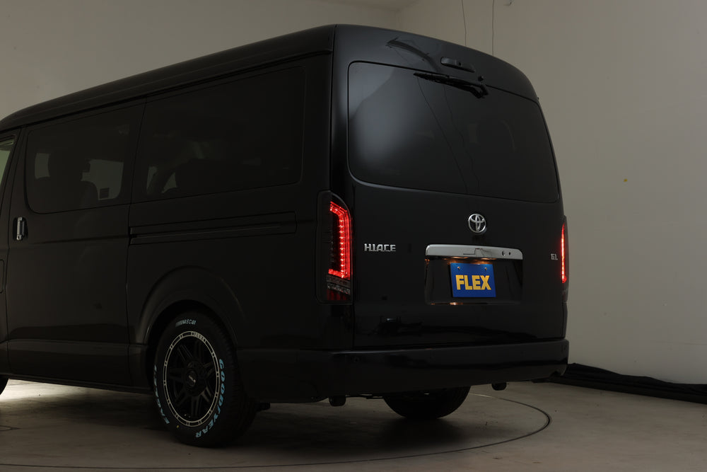 【ハイエース】PRESTIGE_BLACK