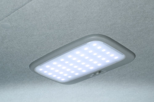 【ハイエース】ULTIMATE LED ROOM LAMP WHITE ワイドボディにも取付可