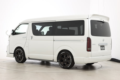 【ハイエース】Delfino Lineリアスポイラー 4型ワイド塗装済070  用