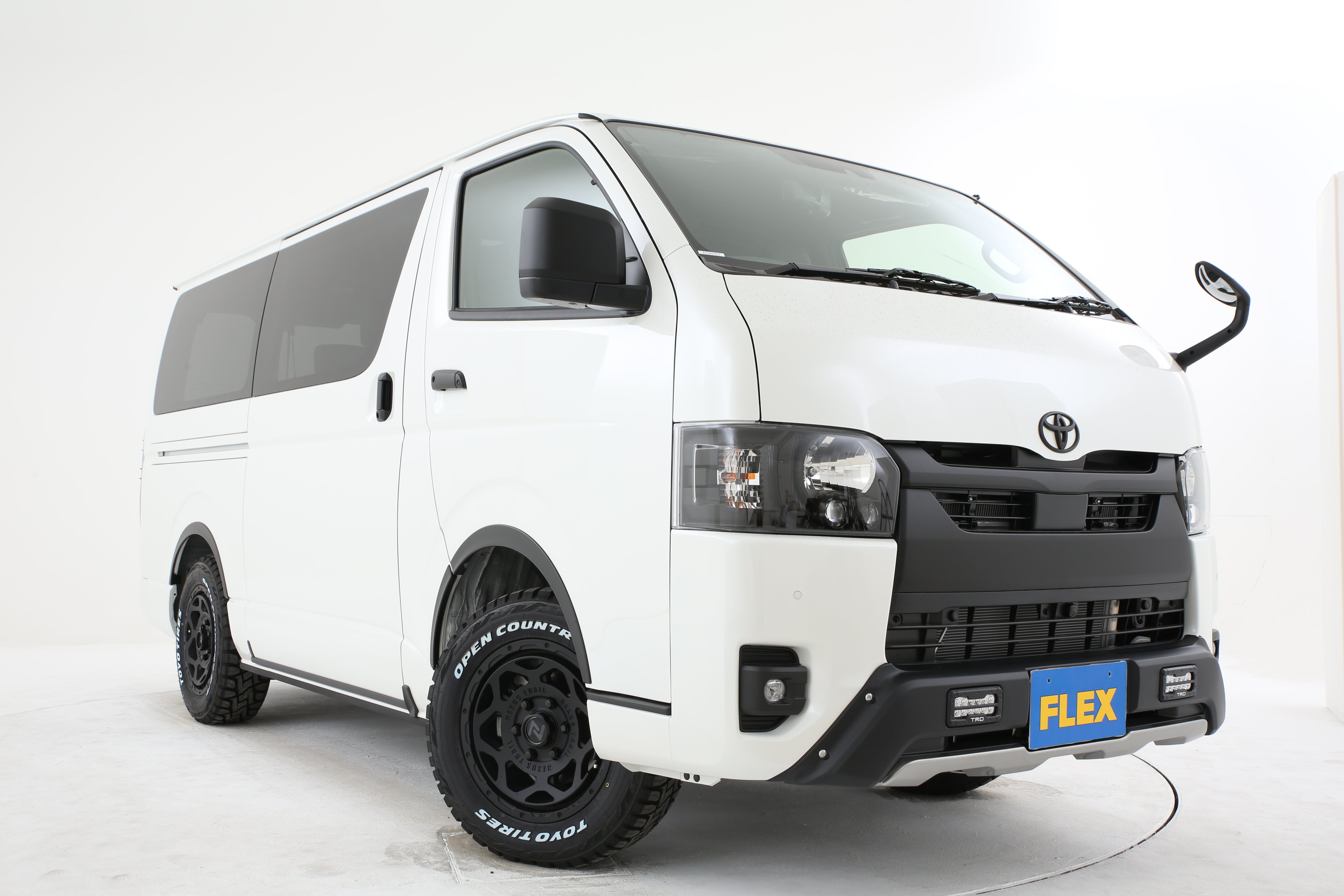 FLEX フレックス　ハイエース　DelfinoLineオーバーフェンダー　艶無 ハイエース】Delfino Lineオーバーフェンダー 塗装済 MBGマットブラック