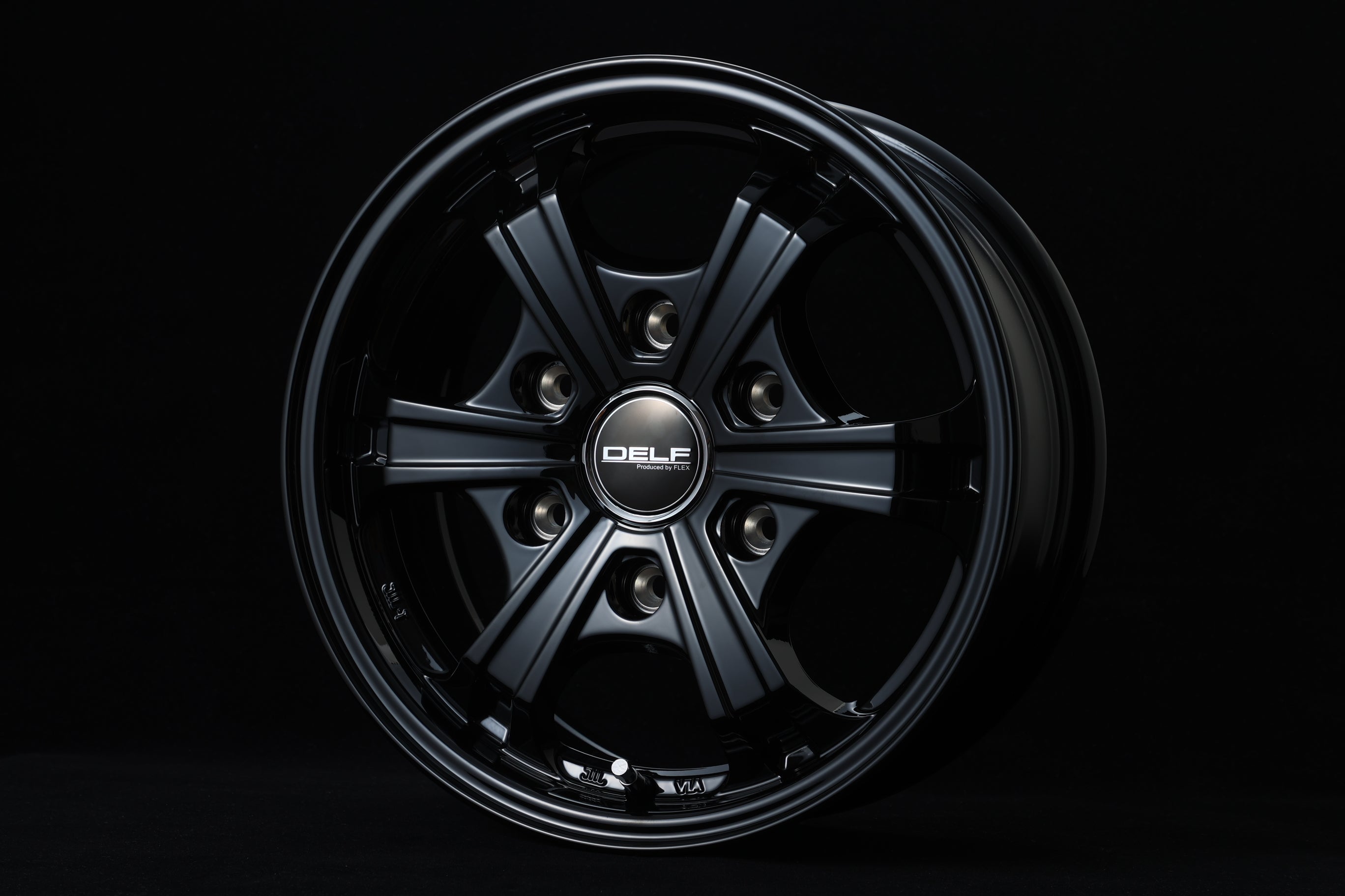 ハイエース】Delf05-15GB 15インチホイール