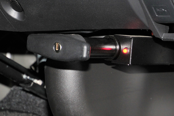 ブレーキペダルロック HIACE