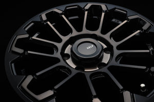 XELF 02 17インチホイール