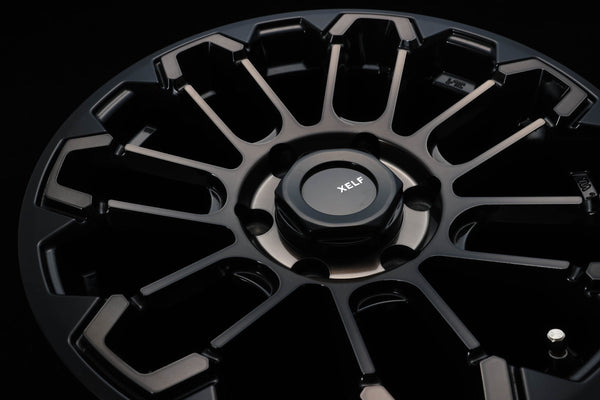 XELF 02 17インチホイール