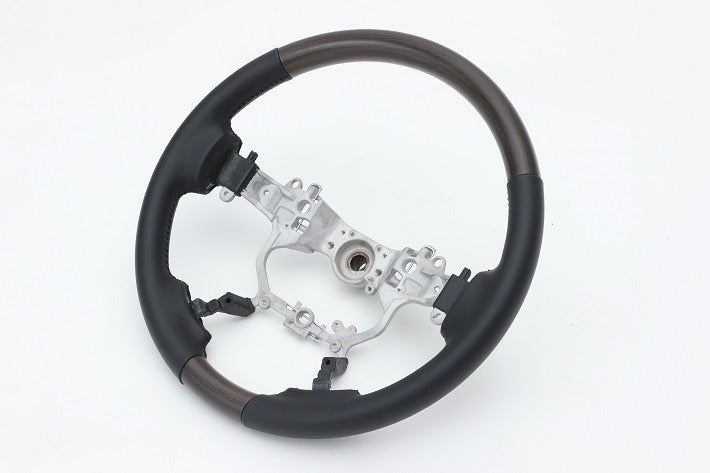 67 ROKU NANAウッドコンビステアリング　150プラド（ブラックウッド）