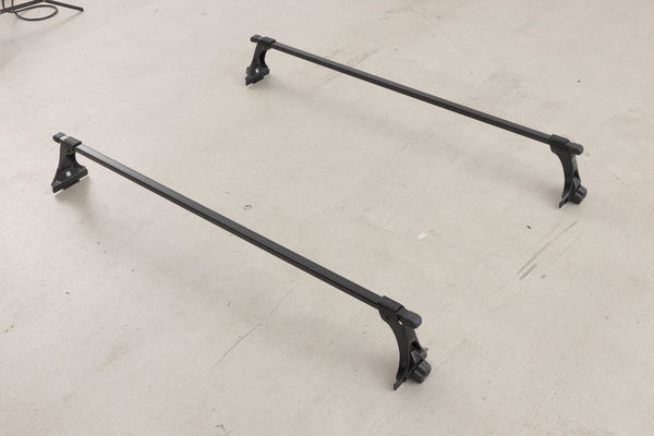 【ハイエース専用】INNOルーフキャリア標準ルーフ用 （2本セット）