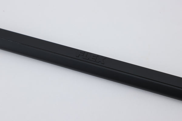 ナンバーフレームマットブラック